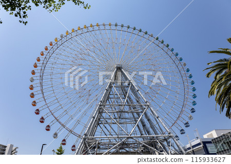 Osaka / Blue sky and Tempozan Ferris Wheel (photographed on June 14, 2024) 115933627