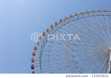 Osaka / Blue sky and Tempozan Ferris Wheel (photographed on June 14, 2024) 115933622