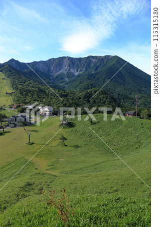 Mt. Daisen and its north face in early summer in Tottori Prefecture 115315180