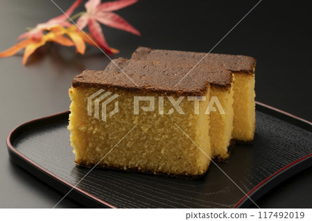 Castella baked goods 117492019