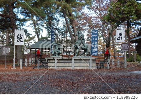 武田信玄上杉謙信戰鬥雕像川中島戰場遺址公園（長野縣長野市） 118999220