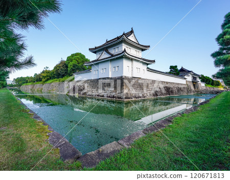 Southeast Corner Tower: Nijo Castle Tower (Kyoto City, Kyoto Prefecture) 120671813