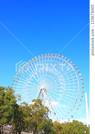 Scenery of Tempozan Ferris Wheel, Osaka City, Osaka Prefecture 120678005