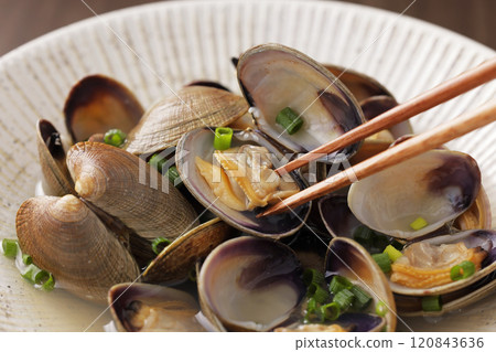 Sake Steamed Clam  120843636