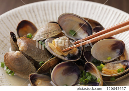 Sake Steamed Clam  120843637