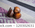 Snake fruit on the dining table of Ming Liang 120302631