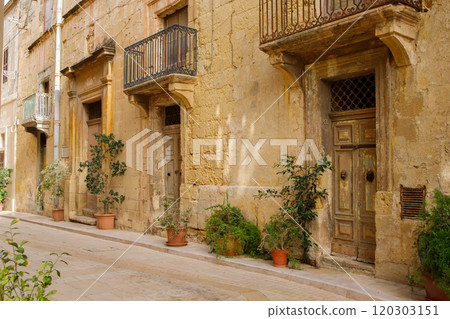 Old street in Birgu town on Malta 120303151