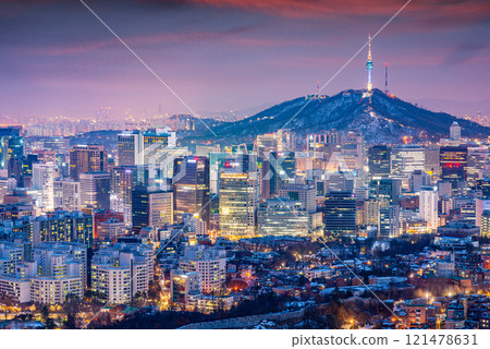 Seoul, South Korea cityscape and skyline on a winter dusk 121478631