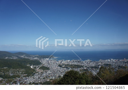 View from Mount Kenashi Observatory in Otaru, Hokkaido 121504865