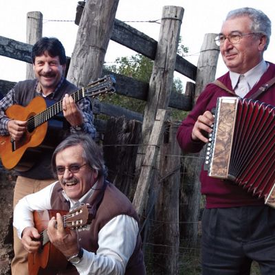 “Los Gauchos de Roldán” Button Accordion and Bandoneón Music from Northern Uruguay | Smithsonian Folkways Magazine