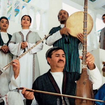 The Academy of Maqâm: Central Asian Shashmaqam performers