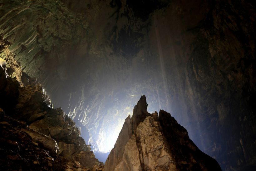 Deer Cave (Mulu NP)