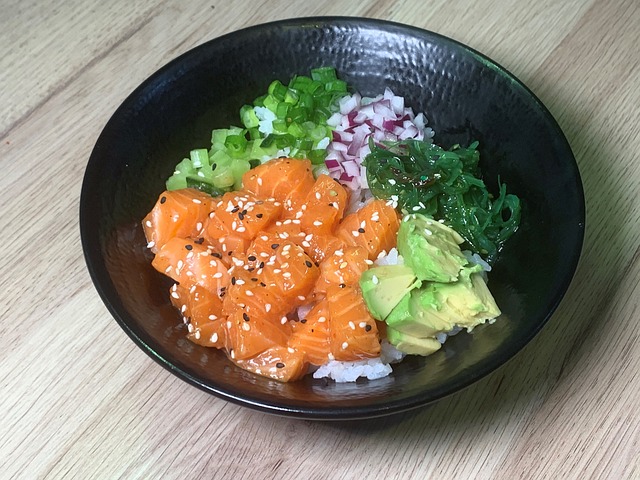 salmon-Poke