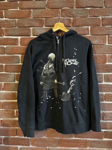 VINTAGE MY CHEMICAL ROMANCE Skeleton BAND HOODIE … - image 1