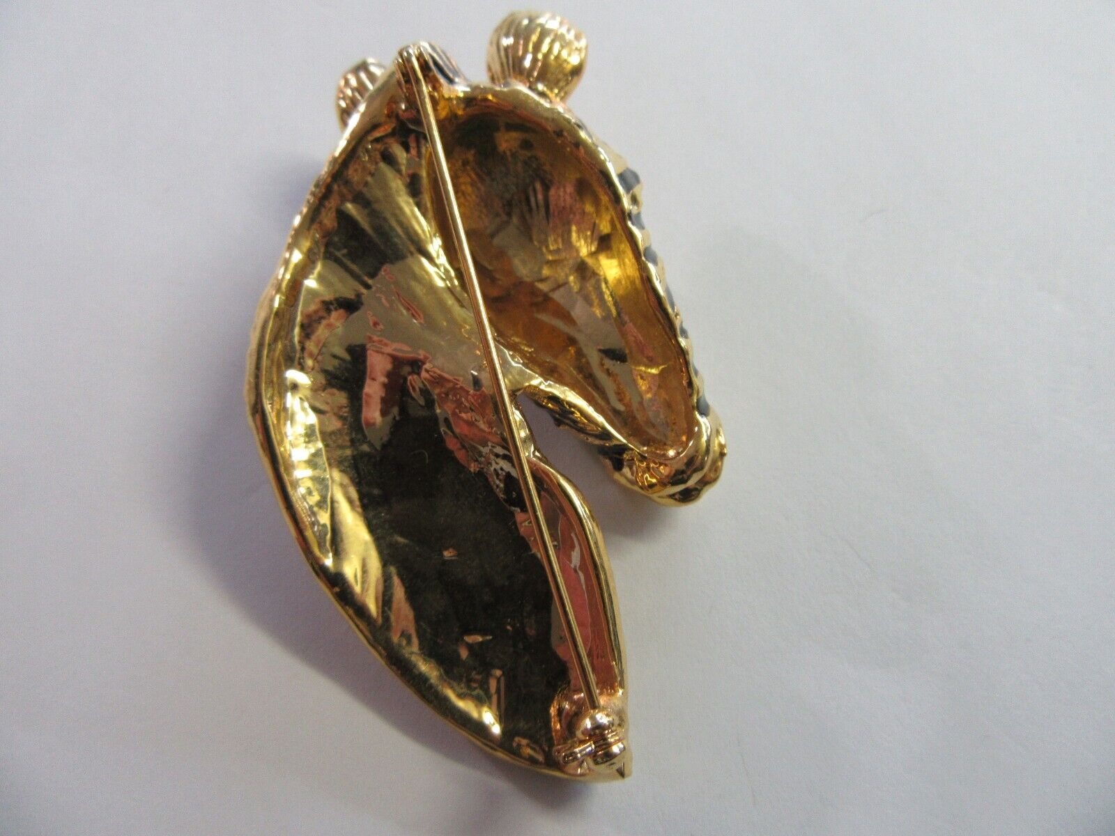 Beautiful Vintage Zebra Brooch in Gold Tone and B… - image 3