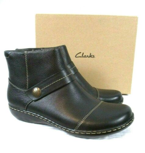 Clarks Collection Leather Ankle Boots 6.5M Black A