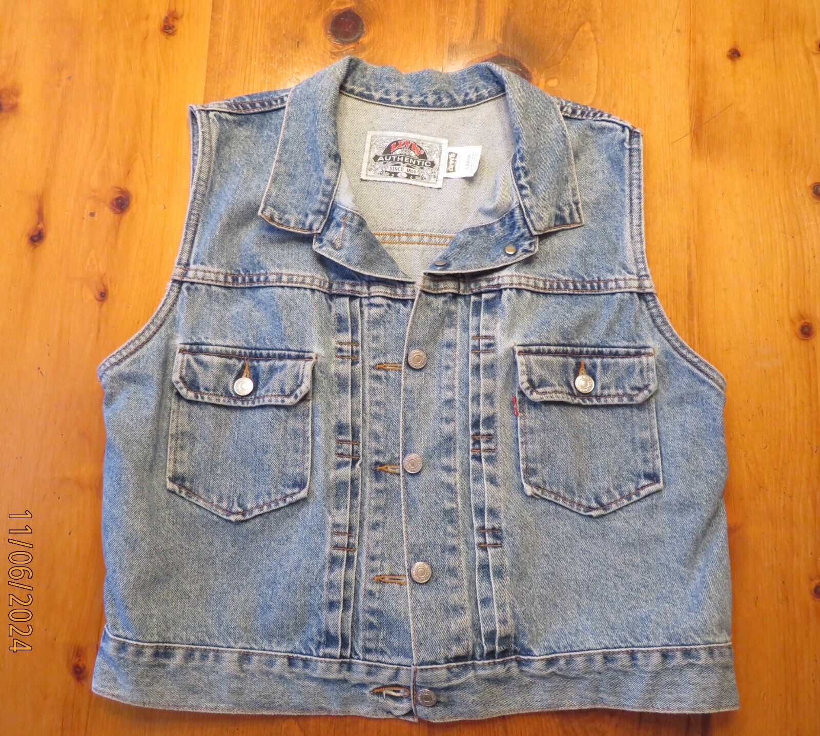 Levi's Vintage '91  "Authentic Since 1850" Women'… - image 1