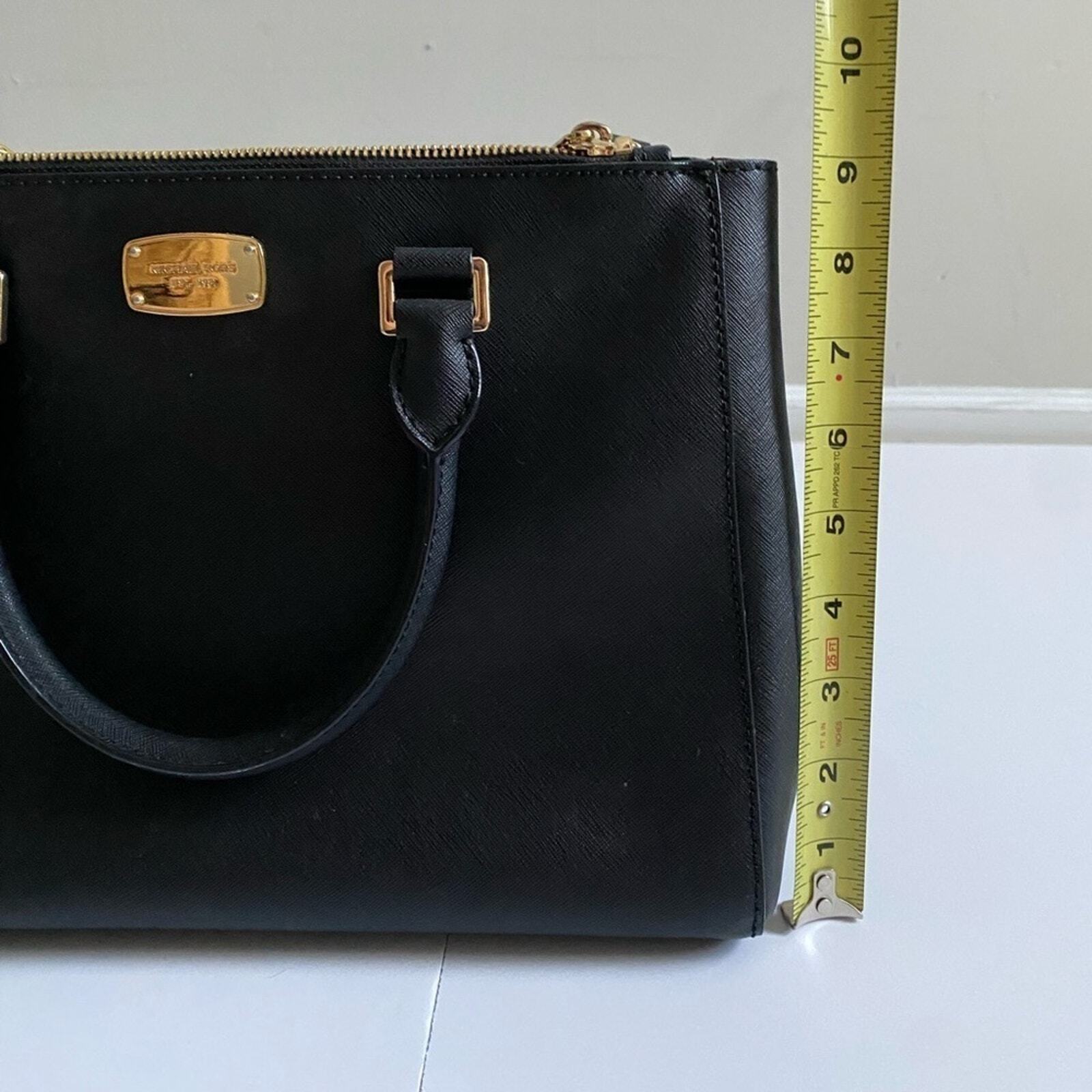 MICHAEL Kors black leather purse - image 13