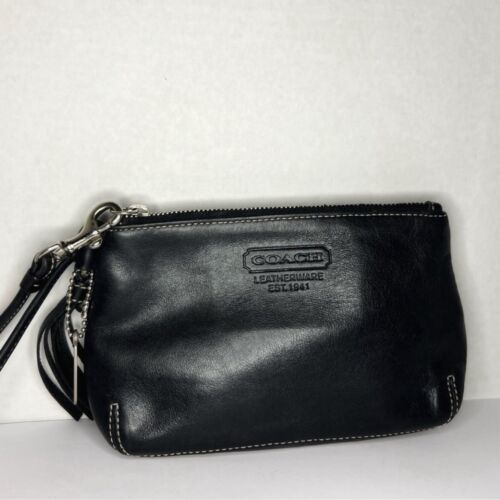 COACH Vintage Black Leather Wristlet