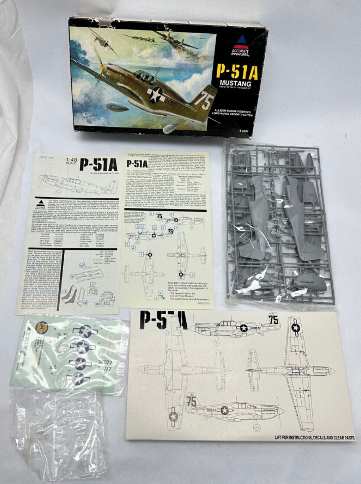 Accurate Miniatures P-51A Mustang Model Kit #3042 - 1:48 Scale Open Box ...