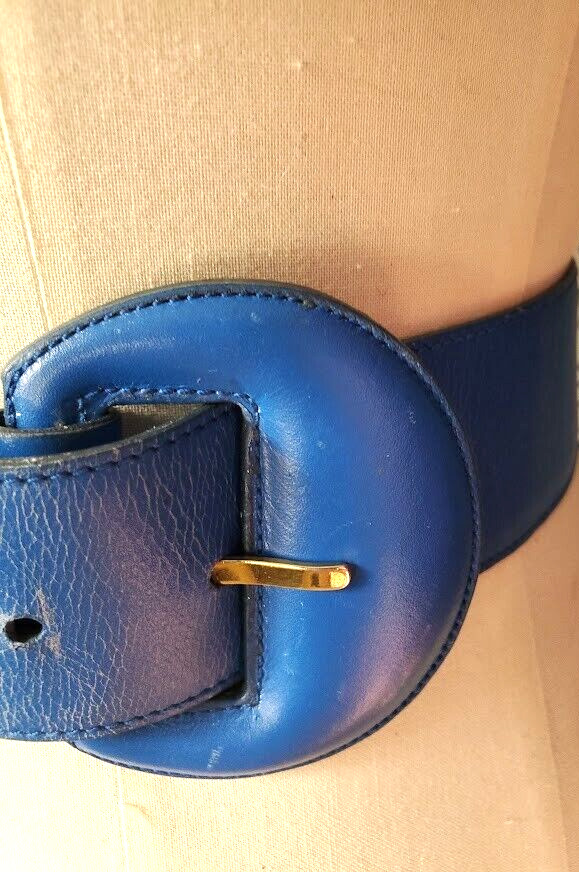 Vintage RARE Gucci Cobalt Blue Leather Belt - image 3