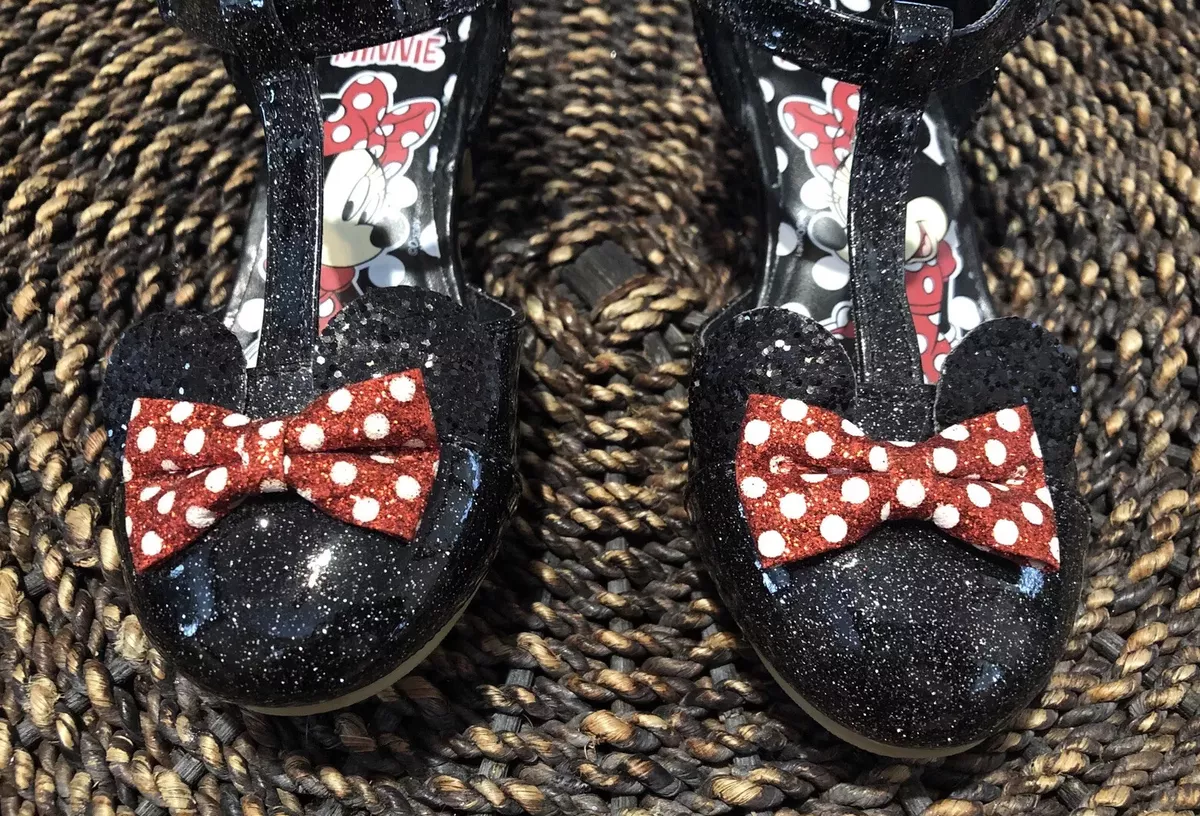 Aggregate 121+ minnie mouse sandals super hot - netgroup.edu.vn