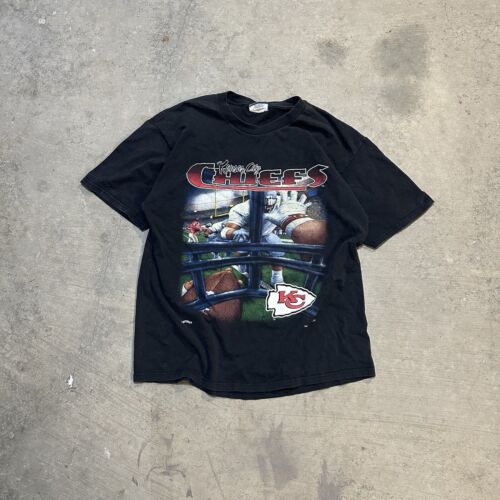 🔥Vintage 90s Kansas City Chiefs Graphic Tee - image 1