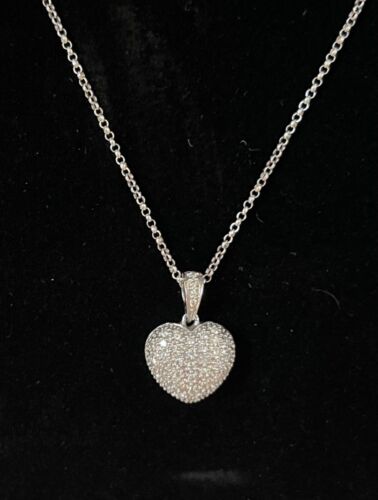 14k White Gold Diamond Heart Pendant