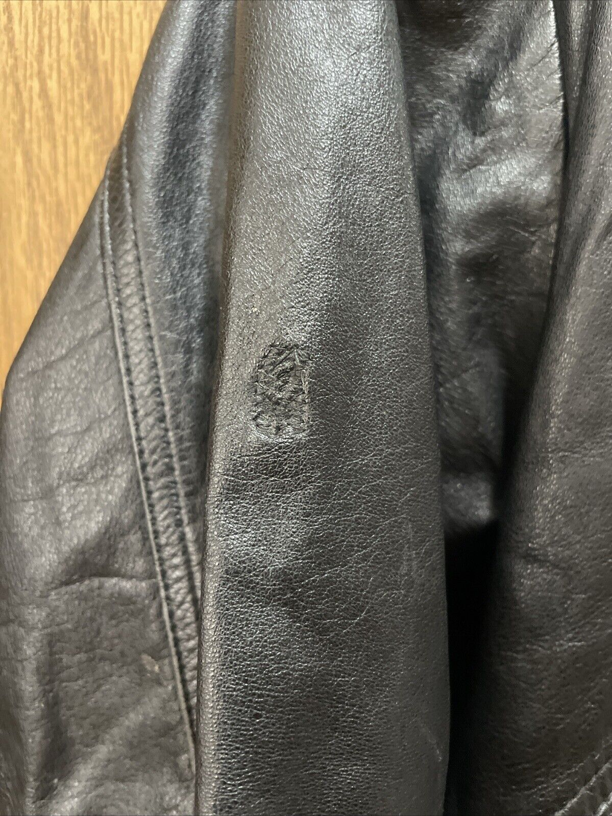 Bermans leather jacket Large - image 8