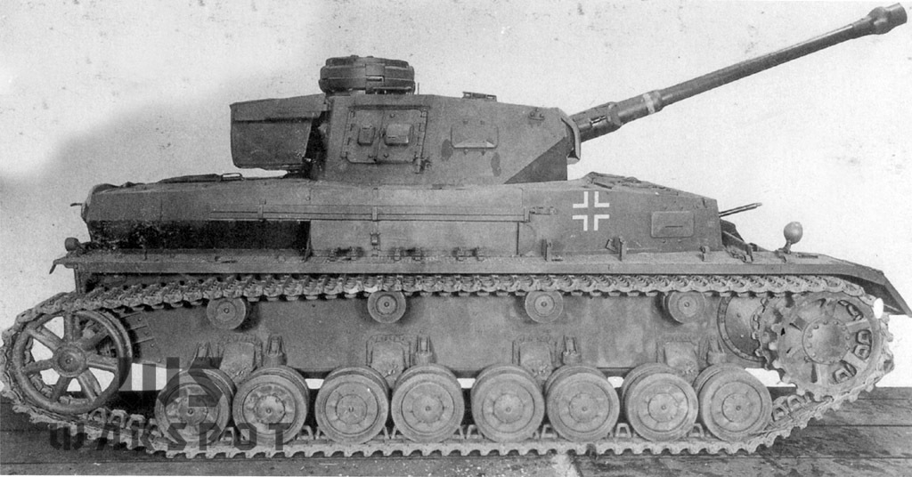 Panzerkampfwagen IV Ausf.G - AMZ Newspaper