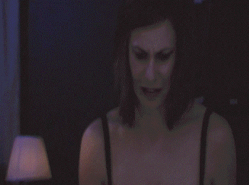 obscurus lupa - two front teeth - look behind you GIF 