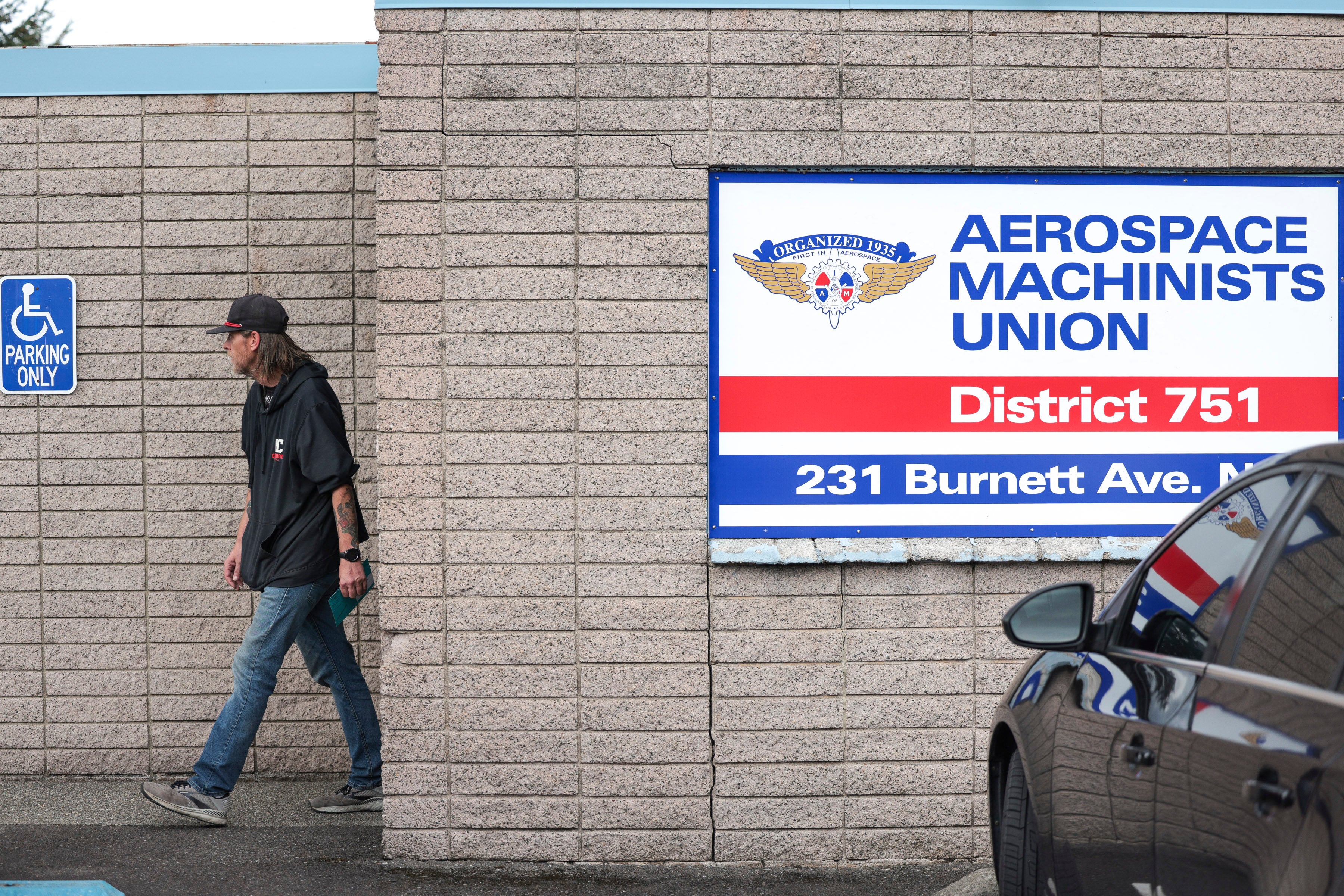 Image for Boeing and its striking workers have a new deal to end the costly strike