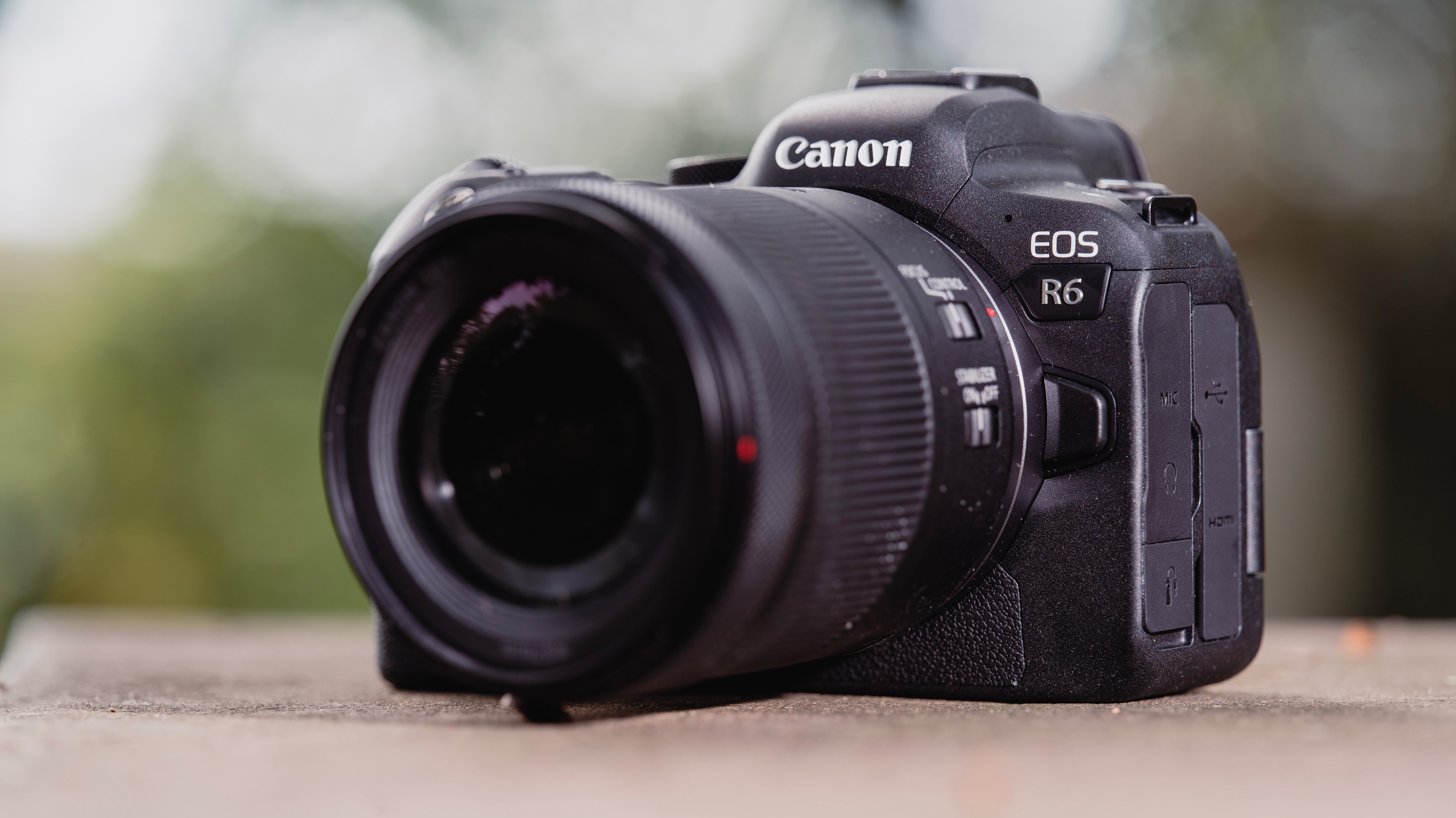 Canon EOS R6