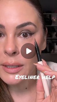 Erica Taylor on Instagram: "Eyeliner hacks for texture #eyeliner #eyelinertutorial #eyeliners #over40 #genx #makeupover40 #hoodedeyes #matureskinmakeup #matureskin #easymakeup #makeup #makeuptutorial #fyp"