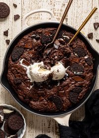 Fudgy brownies are a requirement in my house, and this Chocolate Oreo Skillet Brownie includes no dairy or animal products