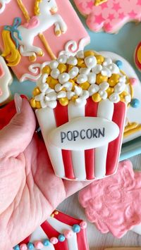 Did I hand pipe every single piece of popcorn? Yes. Did it take forever? Also yes. Do I regret it? No. 💁🏽‍♀️ I love the way this popcorn bucket cookie turned out. 😎🍿 . . . . . . #cookiereels #cookievideo #cookievideos #cookiedecorating #cookiedecoratingvideo #cookiedecoratingvideos #bakingtutorial #cookieflood #satisfyingvideos #designercookies #cookier #sugarcookiedecorating #sugarcookies #instacookies #sugarcookiesofinstagram #decoratedsugarcookies #satisfying #austinfood #cookietutorial ...