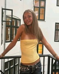 outfit inspiration, tan lines, yellow top, yellow tube top, blue jeans, blonde, stockholm style aesthetic, summer vibes, summer aesthetic, beauty, beautiful girl, makeup inspo, stockholmstyle makeup