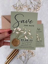 Sage green and gold gypsophila baby's breath wedding save the date sample What's included: A6 save the date card A6 kraft brown envelope Materials: 280gsm linen effect sage green card Dried Gypsophila Sprig Wax seal stamp ----------------------------------------------- SAMPLE PACKS ----------------------------------------------- It can be quite daunting trying to find the perfect invitation for your wedding, to help ease this process we offer a sample pack. This sample will be un-personalised bu