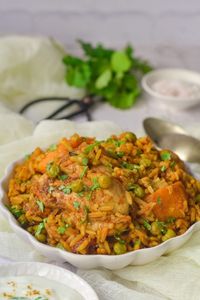 Easy Chicken Akni