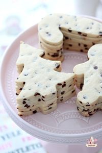 Chocolate Chip Roll Out Cookie Recipe | Sweetopia