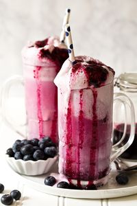 Blueberry Cream Soda Floats - Homemade In The Kitchen