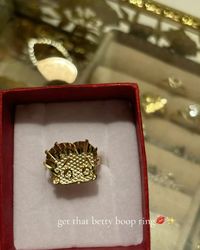 Betty boop gold ring