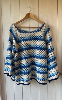 One of a kind upcycled crochet jumper, handmade from a vintage crochet blanket. Women's size medium, could span multiple sizes depending on bust size and desired fit. Please message me if you have any questions.  Garment dimensions: Height: 67cm Bottom hem width: 128 cm Bust width: 116cm