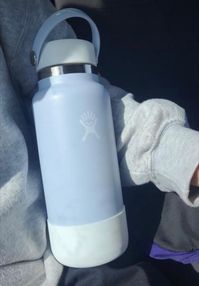 large cute hydro flask water bottle 32oz/40oz ,cute, waterbottles, cool, stainlesssteel, aesthethic, baby blue,back to school essentails, health, bottle,waterbotter,cutebottles,school,water, trending