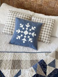 Free block pattern: Snazzy Snowflake | Carried Away Quilting | Bloglovin’