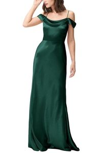 If you want off-the-shoulder bridesmaid dress, look no further than Jenny Yoo Serena in shade 'Emerald,' available at Brideside!