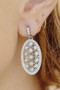 Best white gold diamond earrings