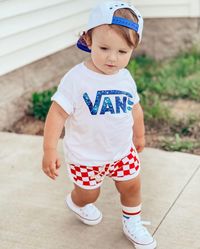 These track shorts are a staple item for any kid's wardrobe.Soft and comfortable for all day play or relaxation.Made from soft and stretchy cotton and white ribbed bindings.These adorable gender neutral shorts have a faux drawstring. They come with an elastic waistband for easy pull on and off.Fit true to size.