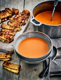 Creamy Tomato Soup Recipe with Cheese Dippers Check out our tomato soup recipe with cheesy marmite sourdough dippers. This easy vegetarian soup is enough to serve four and ready in 30 minutes