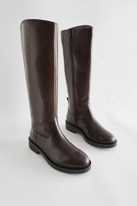 Made for chic style and ultra warmth, our black knee high rider boots are a timeless essential. Crafted from premium leather and designed with a regular fit, they are cut to a knee high length in a classic rider boot style. Sitting comfortably under the knee they feature a zip fastening and Forever Comfort memory insoles. Perfect for your winter footwear, pair these with jeans and a cosy knit for an effortlessly stylish look. Knee high boots. 100% leather. Forever comfort insoles . Zip fastening